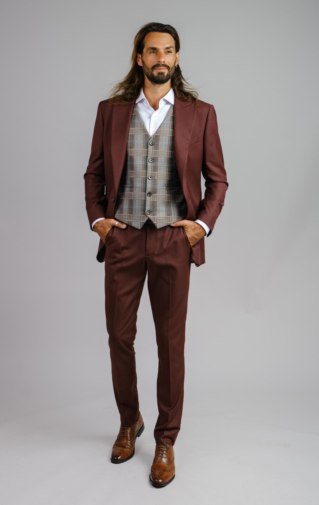 BỘ SUIT 3 MẢNH PHA LEN Ý MÀU ĐỎ ĐÔ