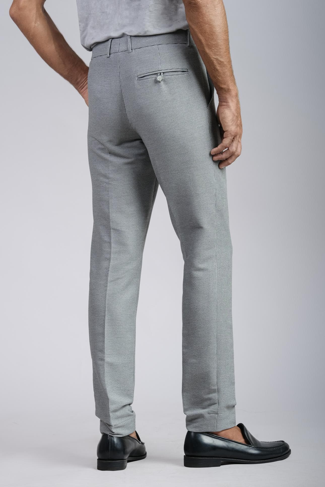 QUẦN XÁM CARO NHÍ SLIM-FIT