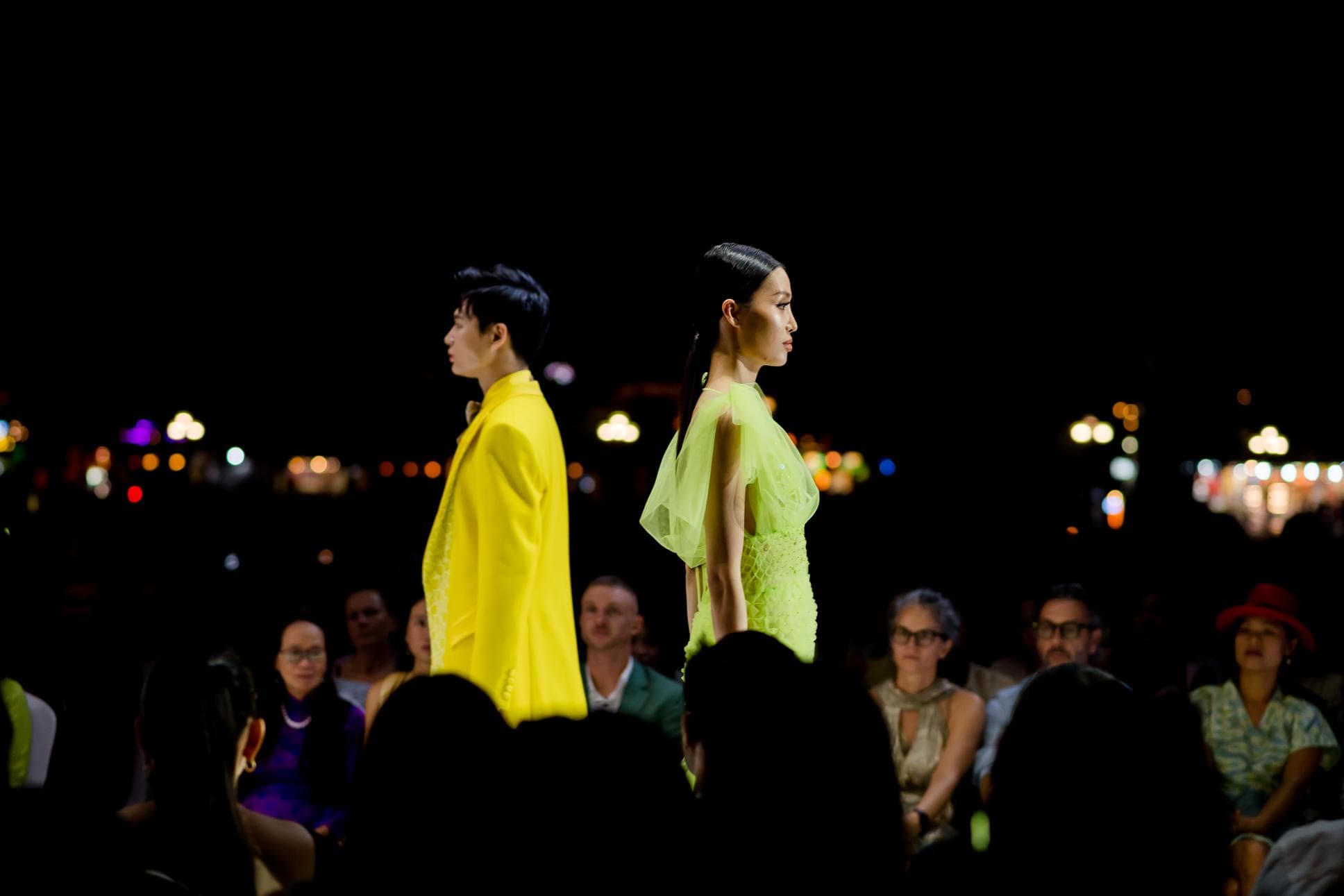 ĐẦM DÀI VẢI LƯỚI CÓ HỌA TIẾT SMOCK