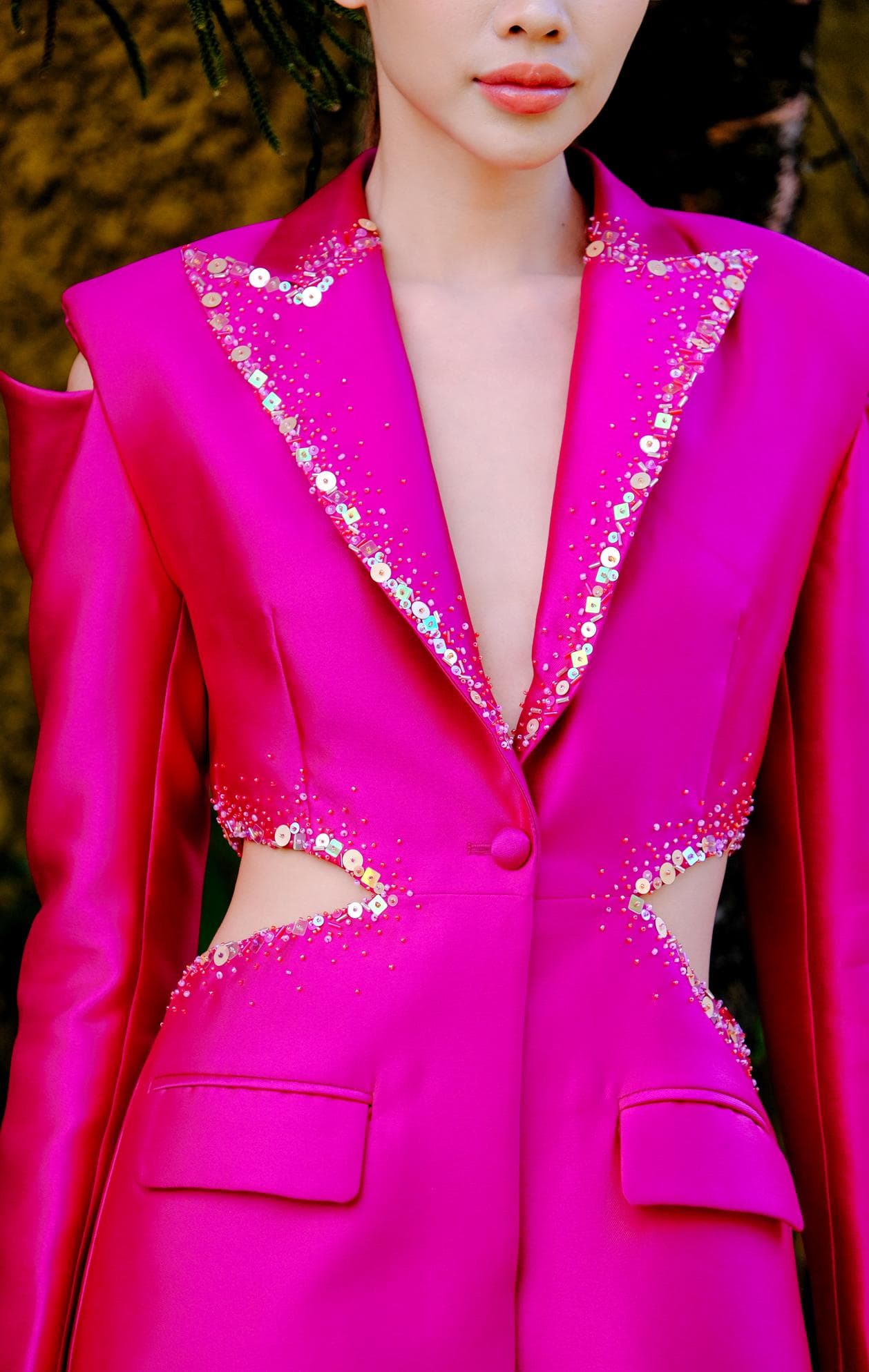 ĐẦM JACKET GẤM KHOÉT EO QUYẾN RŨ