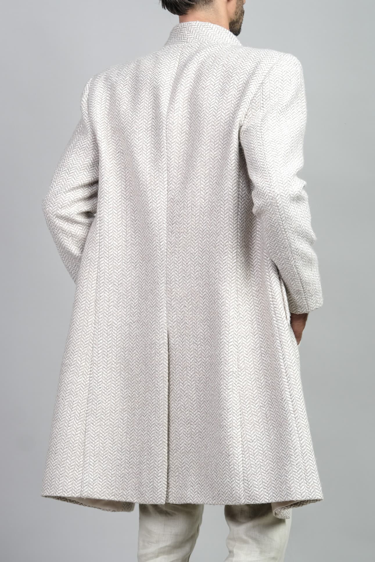 ÁO KHOÁC DẠ VÀ QUẦN LINEN BE
