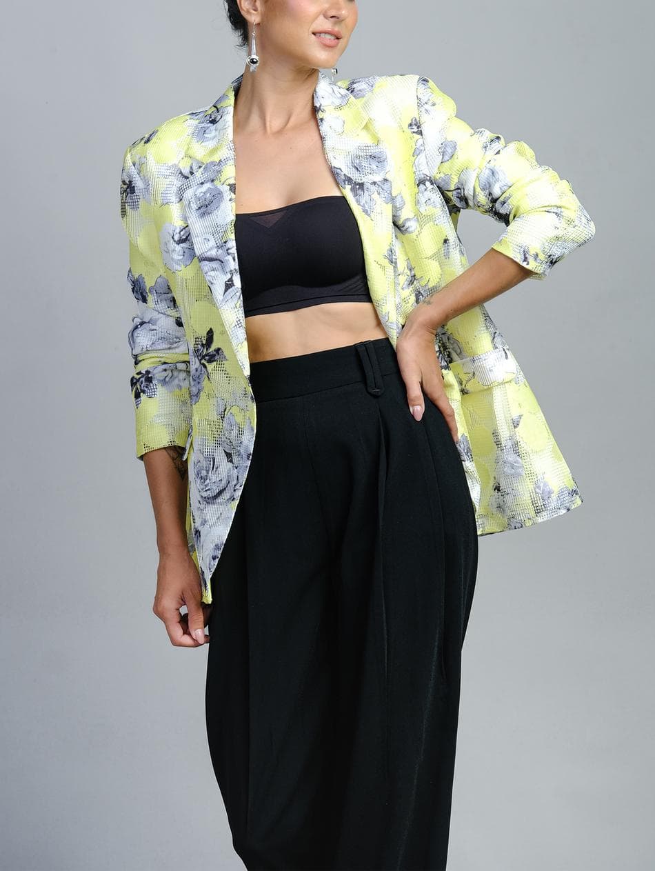 JACKET LƯỚI HỌA TIẾT VẠT XÒE