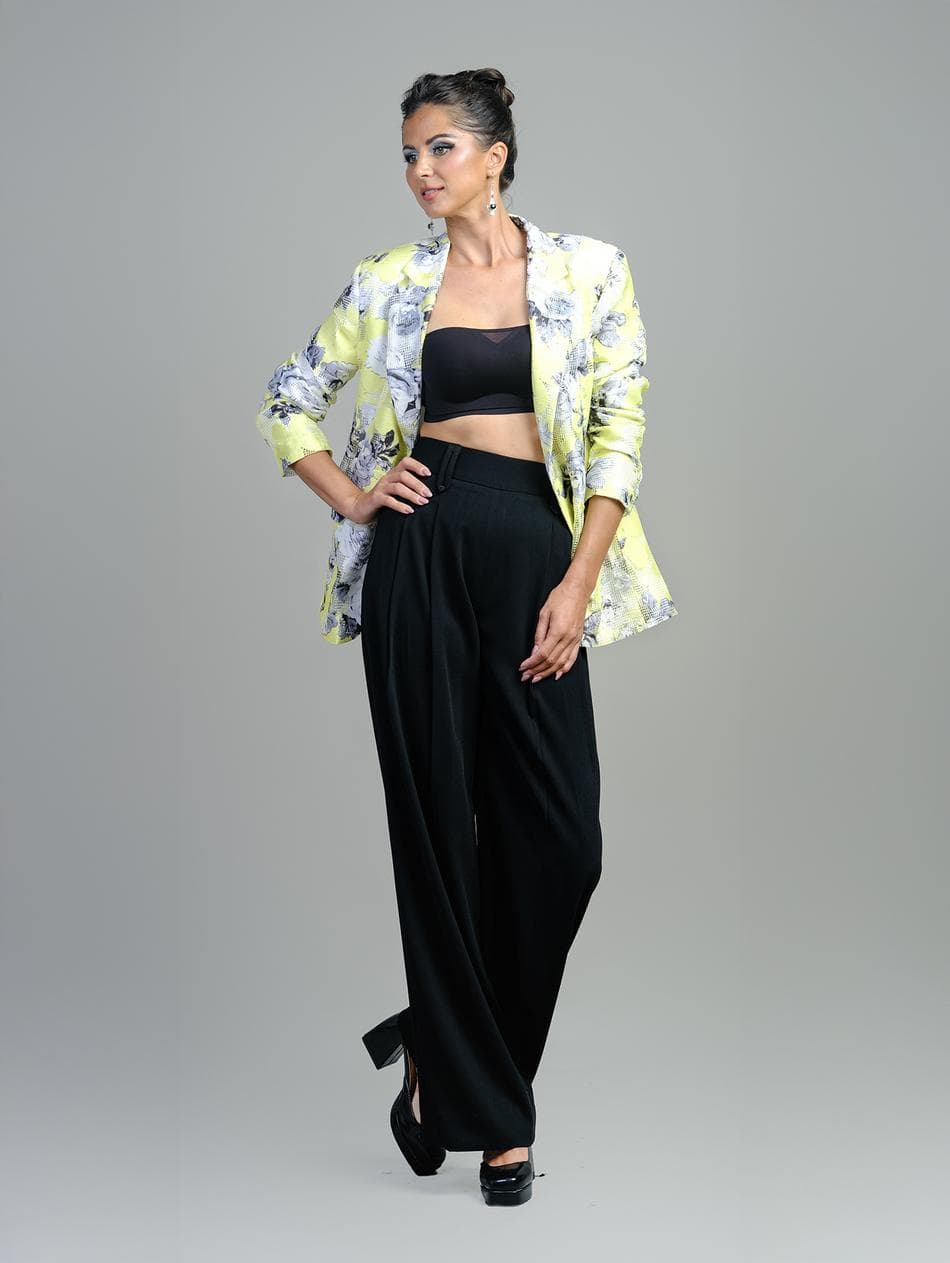 JACKET LƯỚI HỌA TIẾT & QUẦN  THUN ĐEN