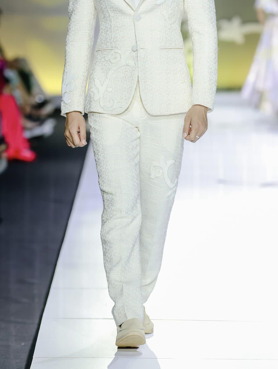 SCULPTED IVORY PANTS