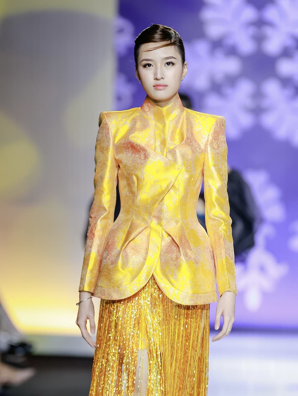 GOLDEN HEIRLOOM JACKET
