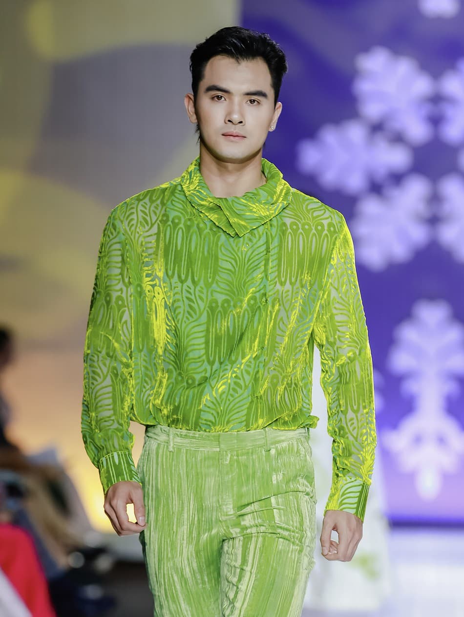 LIME PULSE TOP