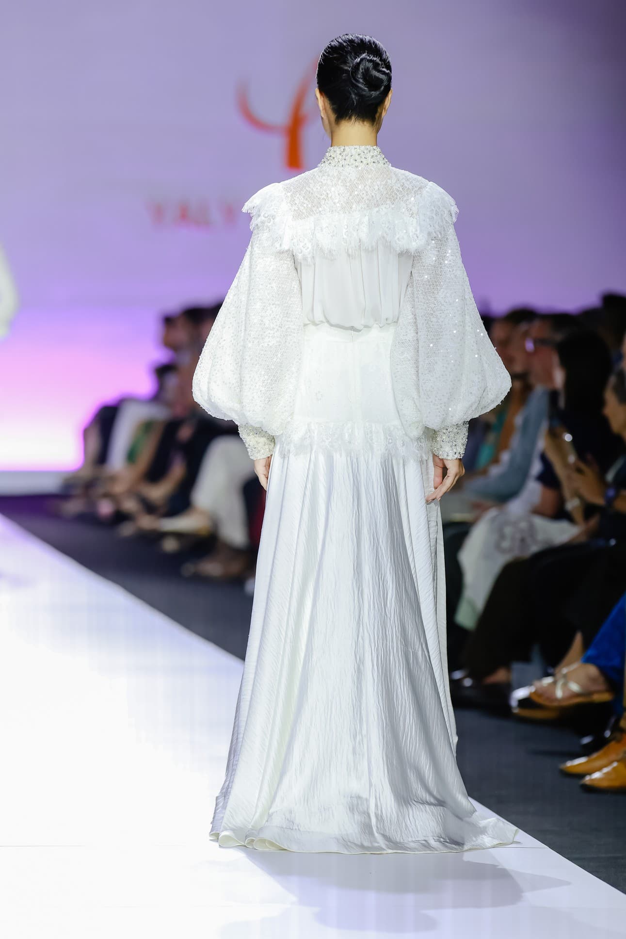 ETERNAL POISE SKIRT