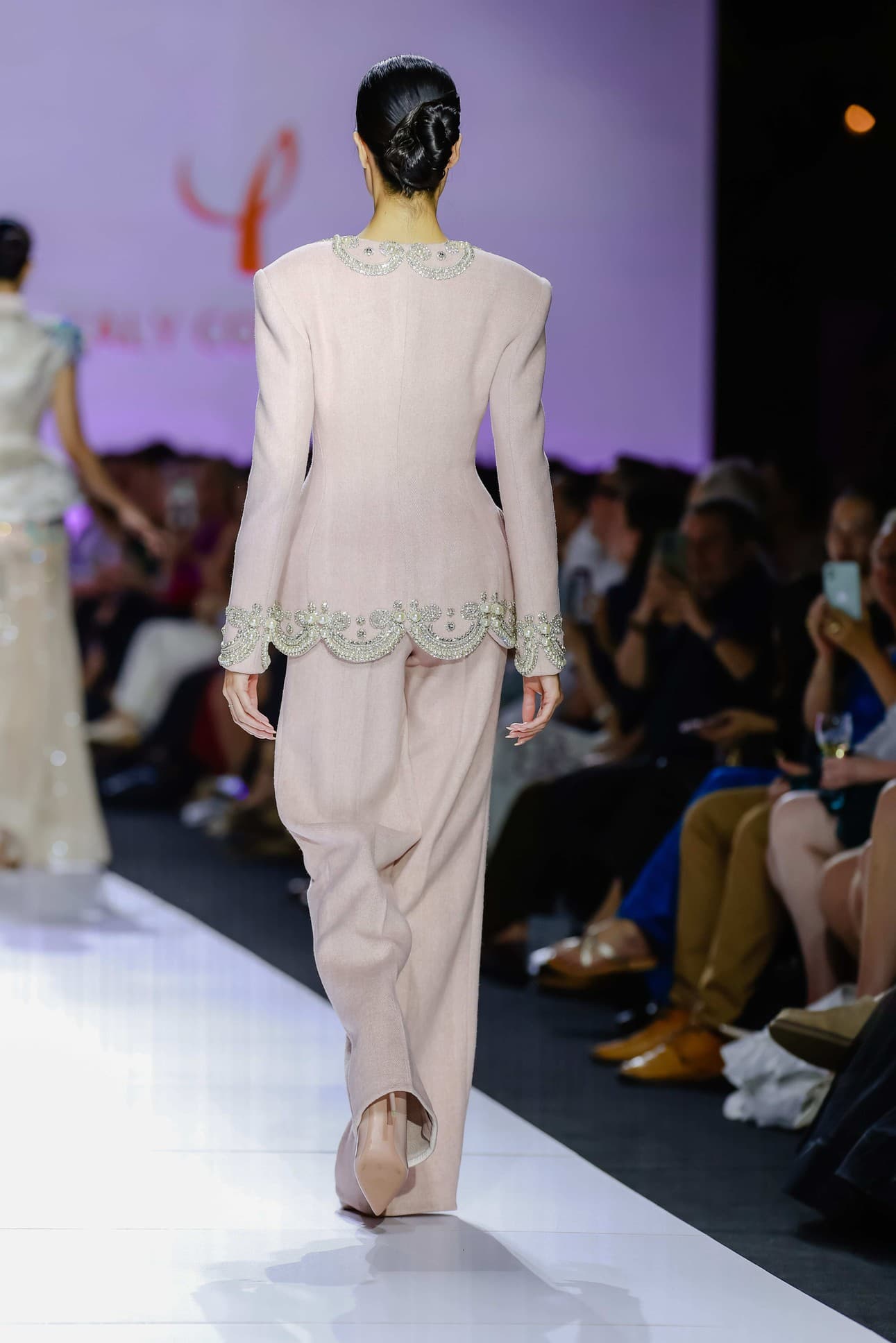 BLUSH HERITAGE