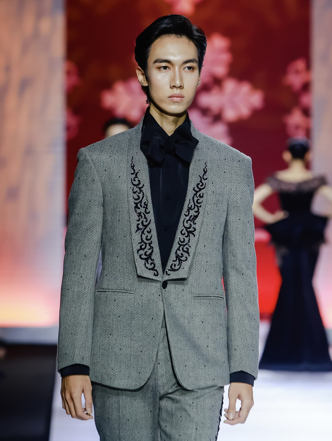 REFINED ARABESQUE JACKET