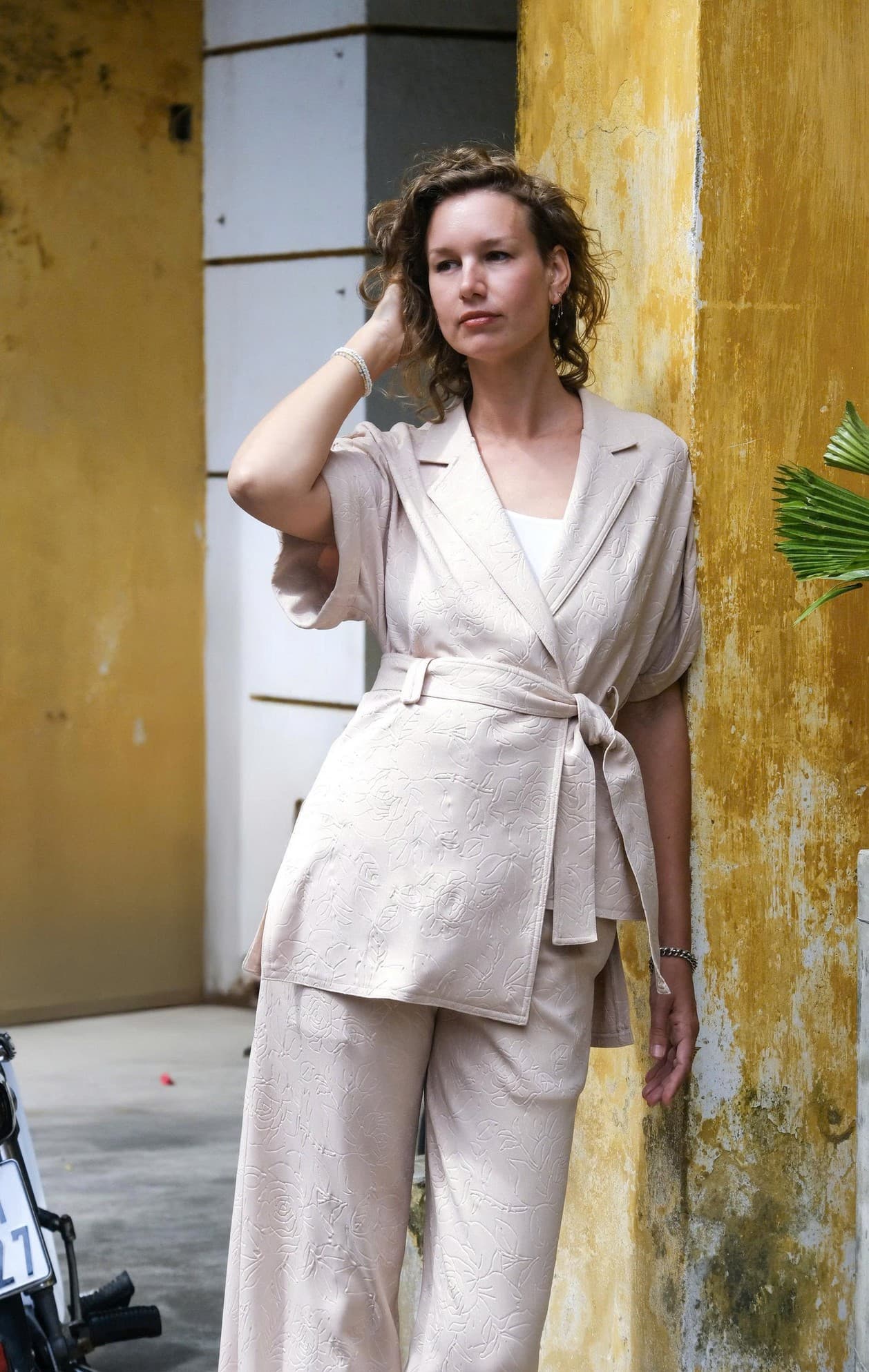 IVORY BLAZER