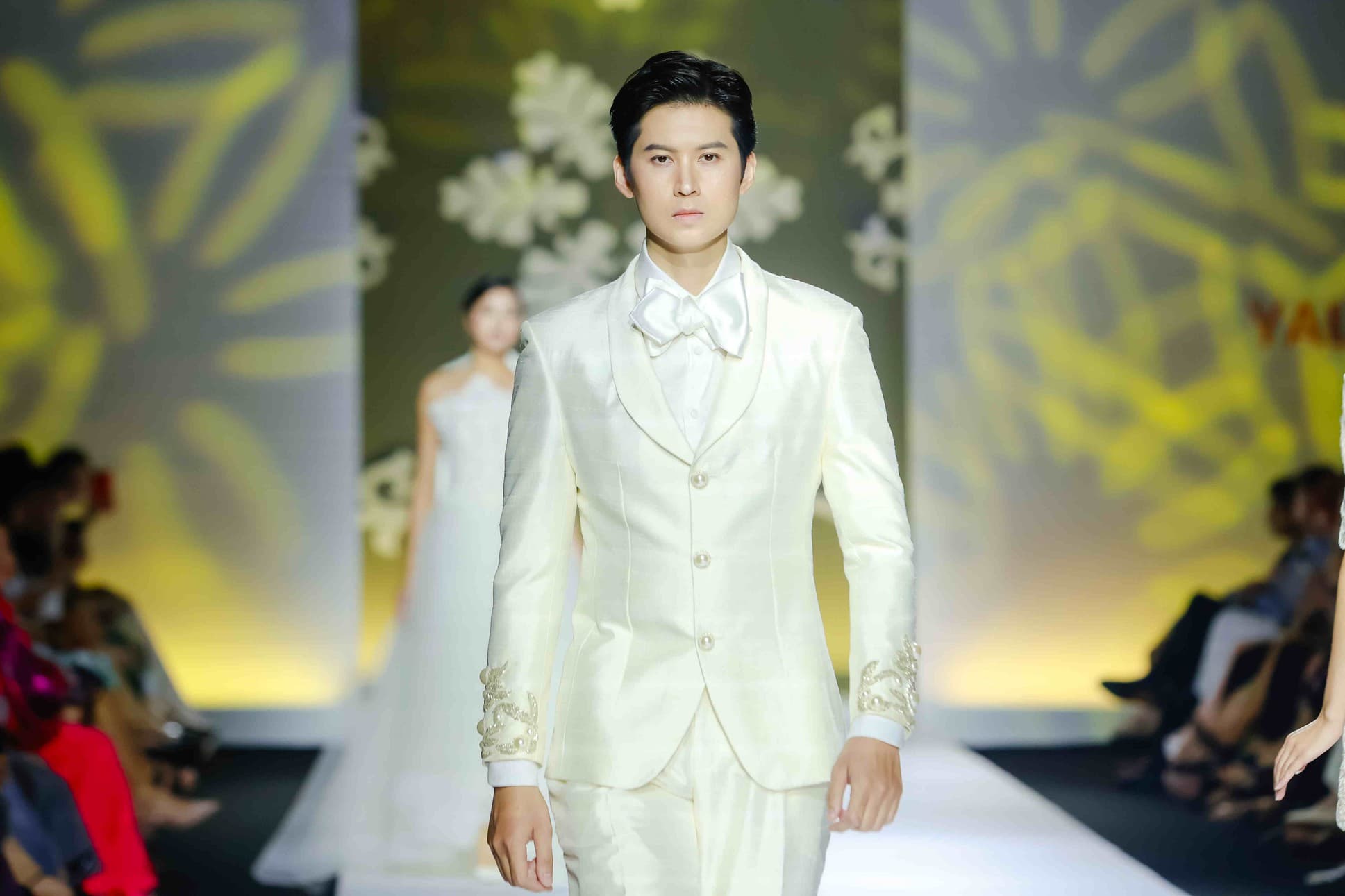 IVORY ELEGANCE