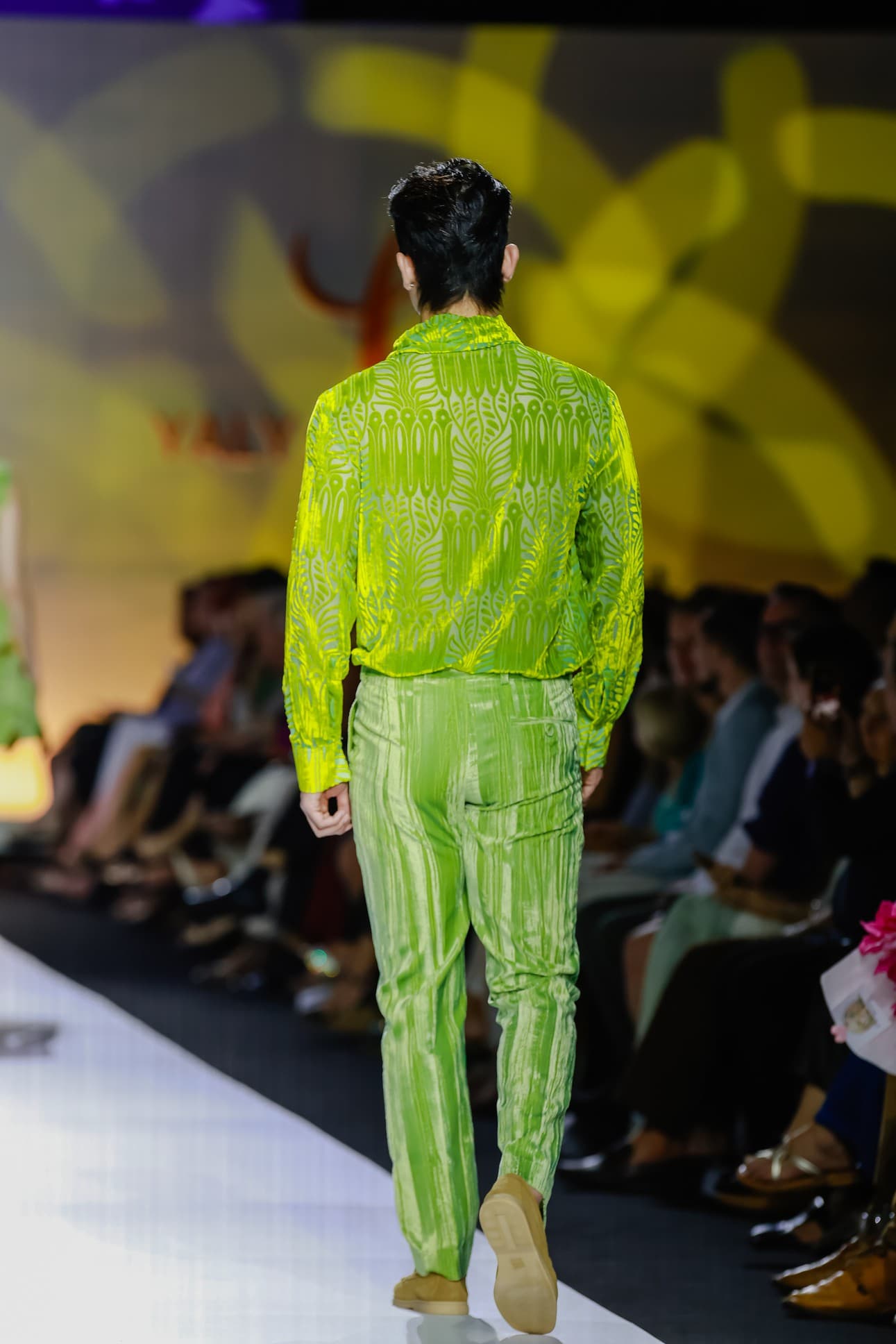 LIME PULSE TOP