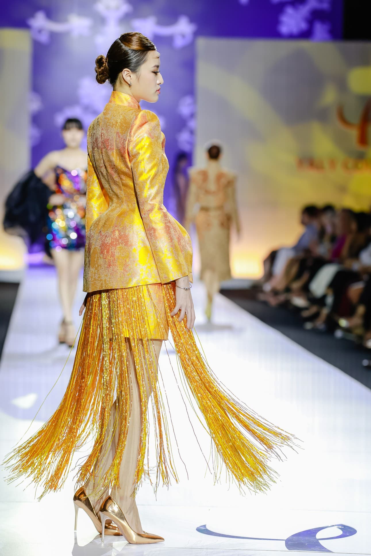 GOLDEN HEIRLOOM SKIRT