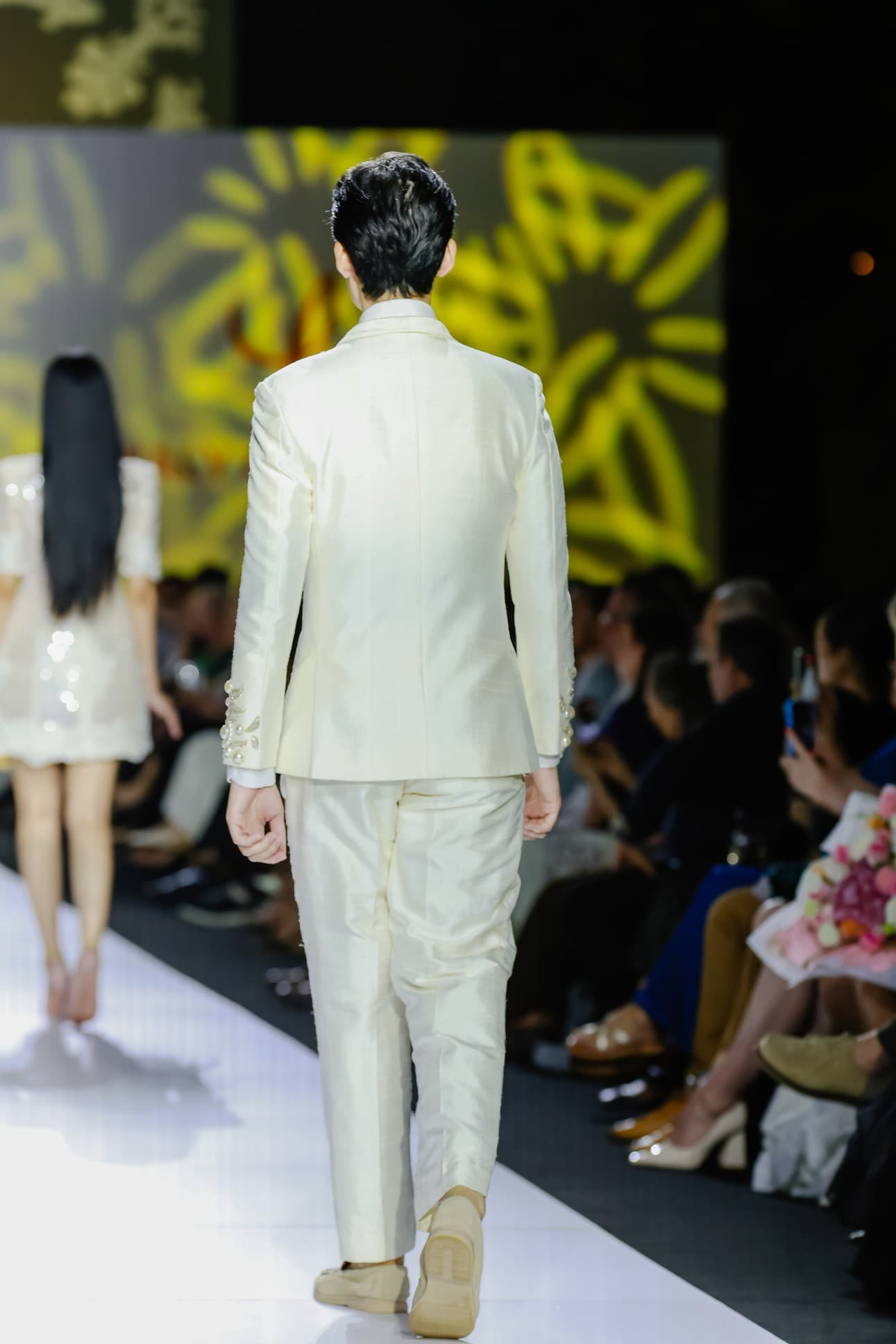 IVORY ELEGANCE PANTS