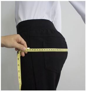 Measuring hips